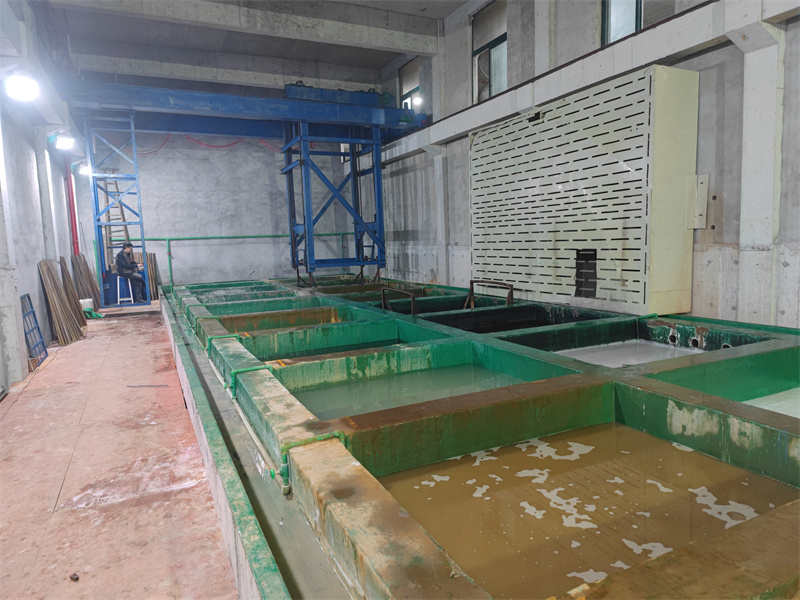 電動(dòng)雙梁橋式起重機(jī)